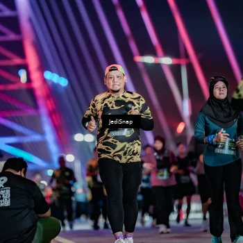 Runner Photo 6352846