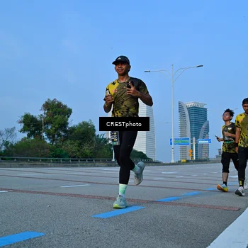 Runner Photo 6352879
