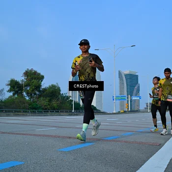 Runner Photo 6352892
