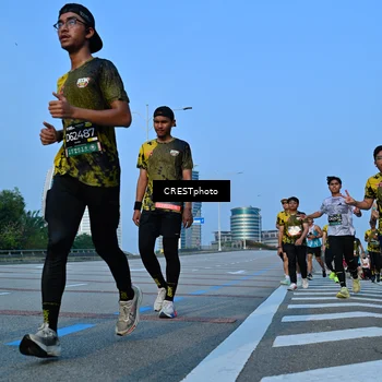 Runner Photo 6352926