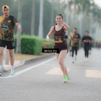 Runner Photo 6352956