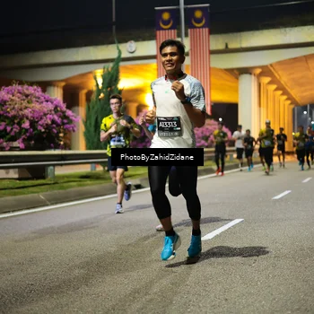 Runner Photo 6353002