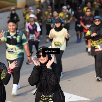 Runner Photo 6353003