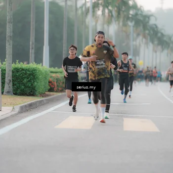 Runner Photo 6353005