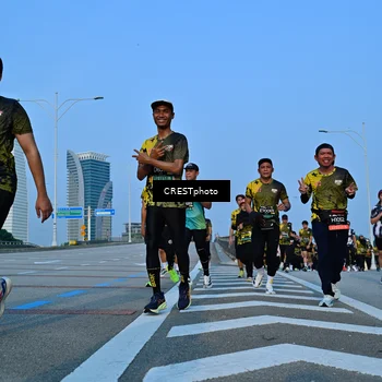 Runner Photo 6353006