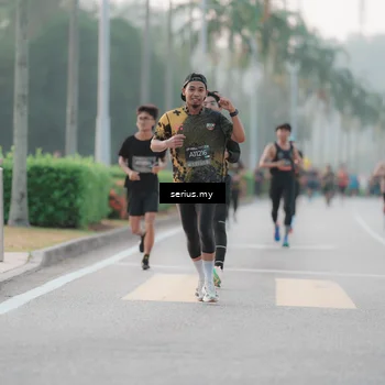 Runner Photo 6353025