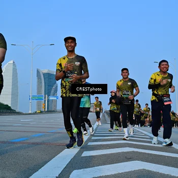 Runner Photo 6353026