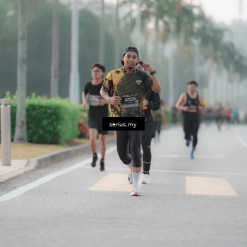 Runner Photo 6353027