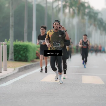 Runner Photo 6353031