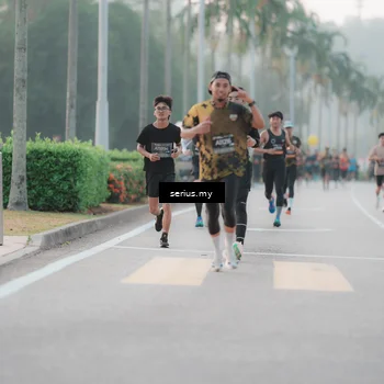 Runner Photo 6353035