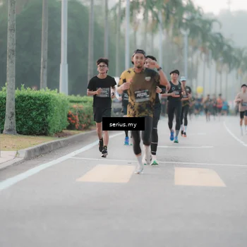 Runner Photo 6353036