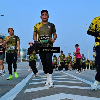 Runner Photo 6353043