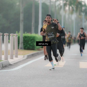 Runner Photo 6353047