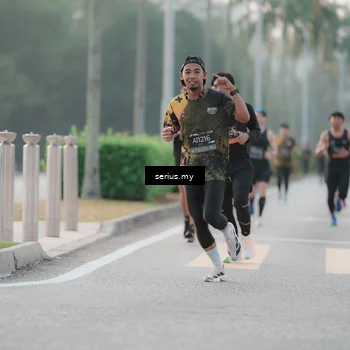 Runner Photo 6353049