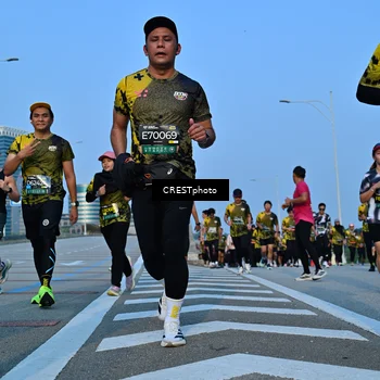 Runner Photo 6353050