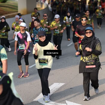 Runner Photo 6353051