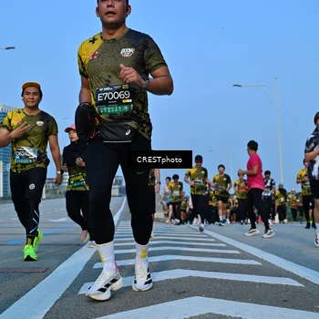 Runner Photo 6353054