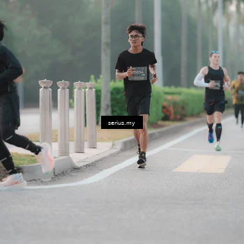 Runner Photo 6353062
