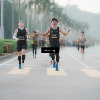 Runner Photo 6353075
