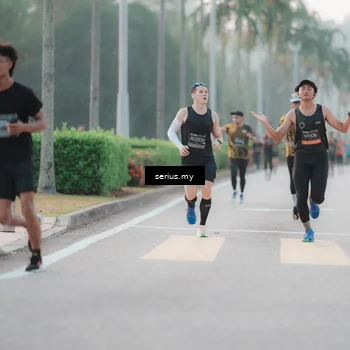 Runner Photo 6353082