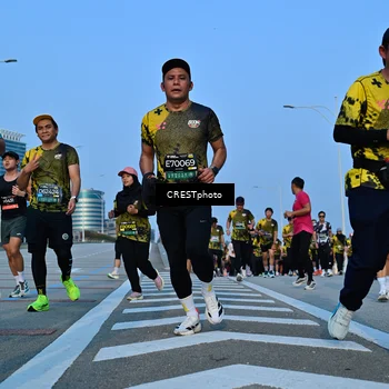 Runner Photo 6353090