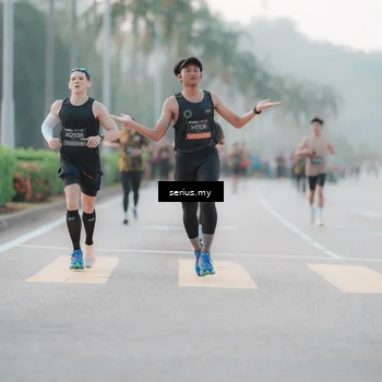 Runner Photo 6353095