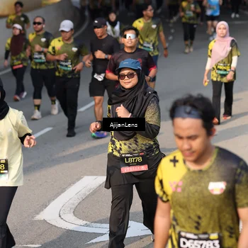 Runner Photo 6353096