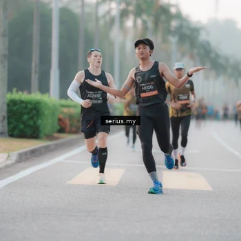 Runner Photo 6353101