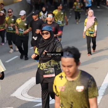 Runner Photo 6353107