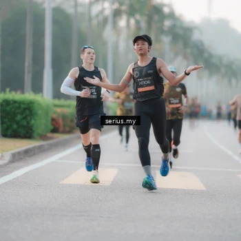 Runner Photo 6353113