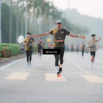 Runner Photo 6353134