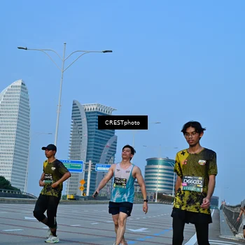 Runner Photo 6353137