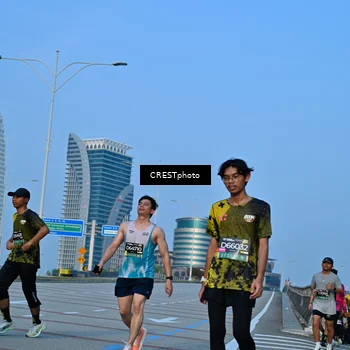 Runner Photo 6353138