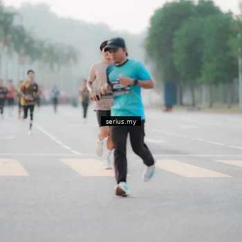 Runner Photo 6353156