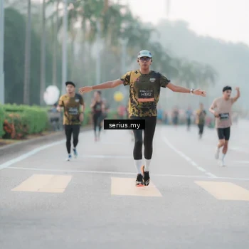 Runner Photo 6353162