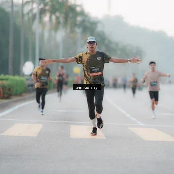 Runner Photo 6353179