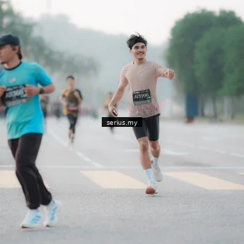 Runner Photo 6353186