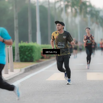 Runner Photo 6353196