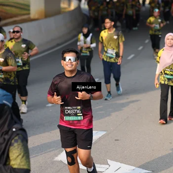 Runner Photo 6353198