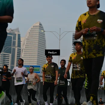 Runner Photo 6353215