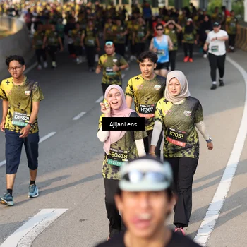Runner Photo 6353259