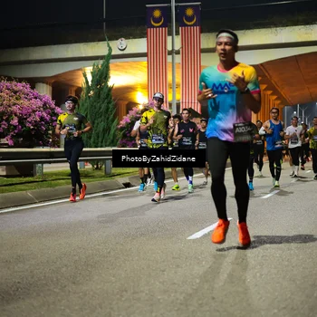 Runner Photo 6353275