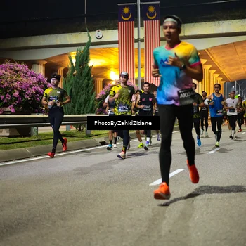 Runner Photo 6353290