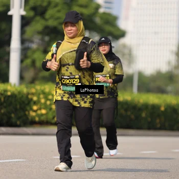 Runner Photo 6353301