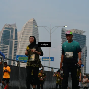 Runner Photo 6353314