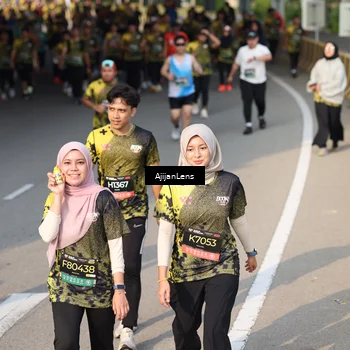 Runner Photo 6353315