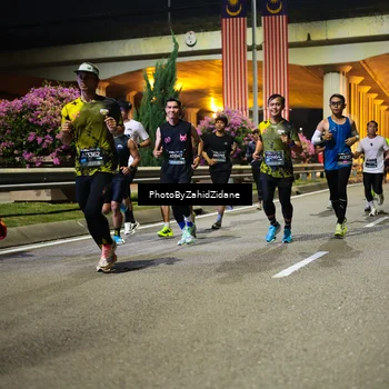 Runner Photo 6353375