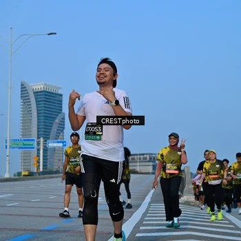 Runner Photo 6353384