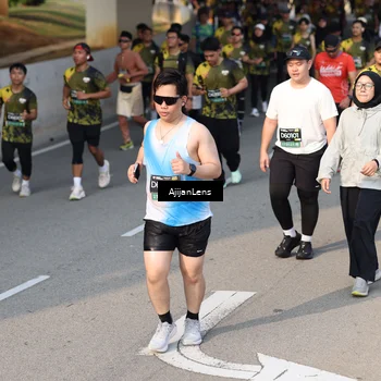 Runner Photo 6353386