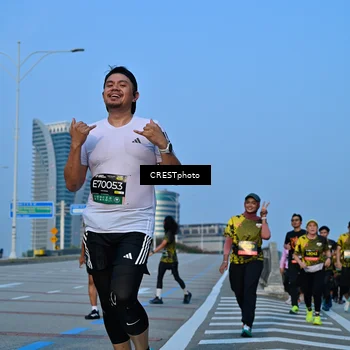 Runner Photo 6353405